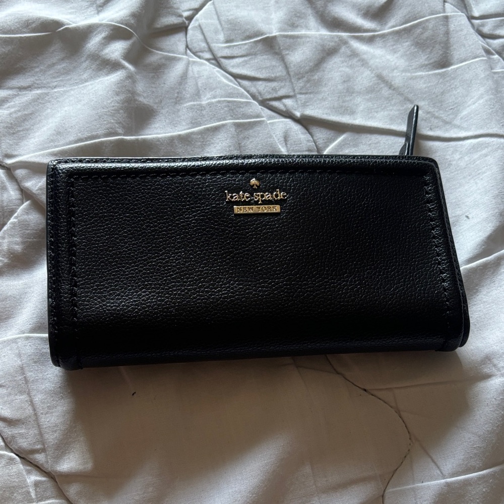 Kate Spade Black Textured Wallet